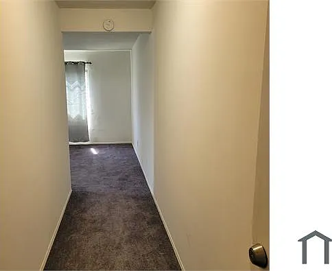 11256 Raymond Ave #5 — Photo 2