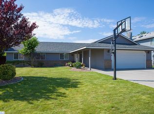 5105 Crane Dr, West Richland, WA