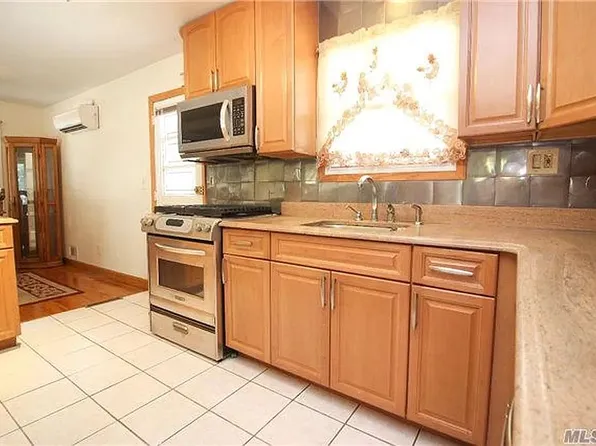 13508 134th St, South Ozone Park, NY 11420
