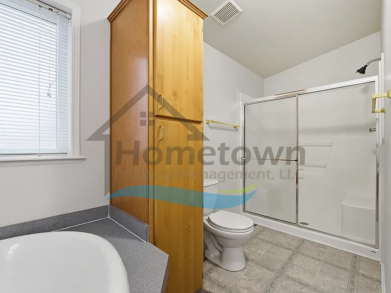 5425-1 E Grove Ave — Photo 29