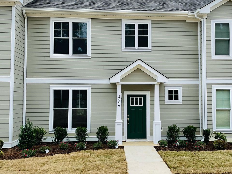 1st image of 2004 Holmes Ct E