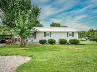 2560 Sullivan Knowles Rd, Sparta, TN 38583