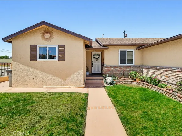 555 W Shadwell St, Carson, CA 90745