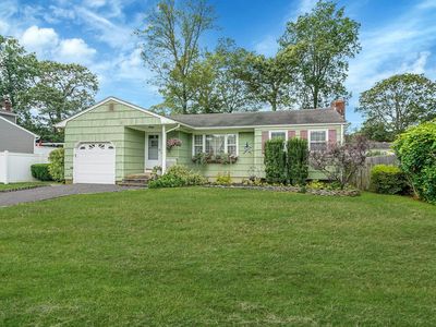 12 Pine Cone Street, Middle Island, NY, 11953