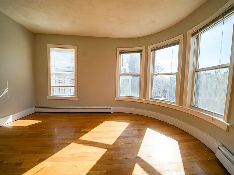 33 Portsmouth St #3 — Photo 5