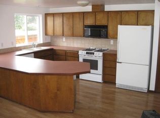 9515 234th St SW, Edmonds, WA 98020