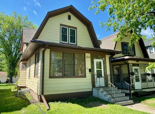 1717 University Ave, Grand Forks, ND 58203