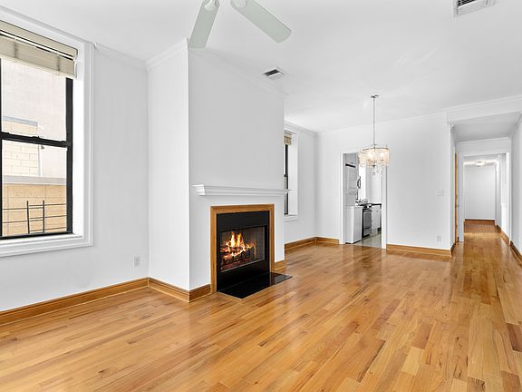 4th image of 100 W 119th St APT 4A