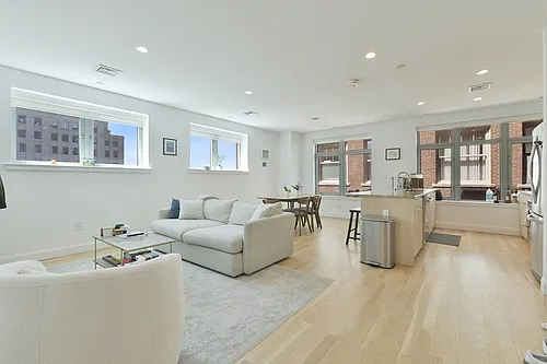 425 Boylston St #602 Photo 1
