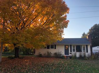 66 Davis Pkwy, South Burlington, VT 05403