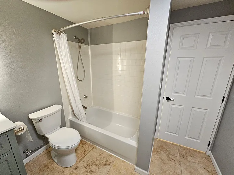 10202 White Birch Ln — Photo 12