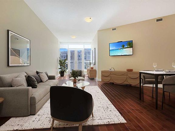 3rd image of 16 SE Varsity Estates Cir NW #609