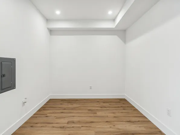 6901 Madison Street image 18 of 49