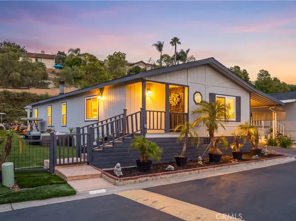 200 S Emerald Dr Spc 22, Vista, CA 92081