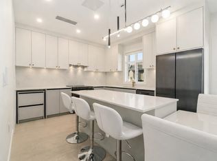 9633 Steveston Hwy #8, Richmond, BC V7A 1L9