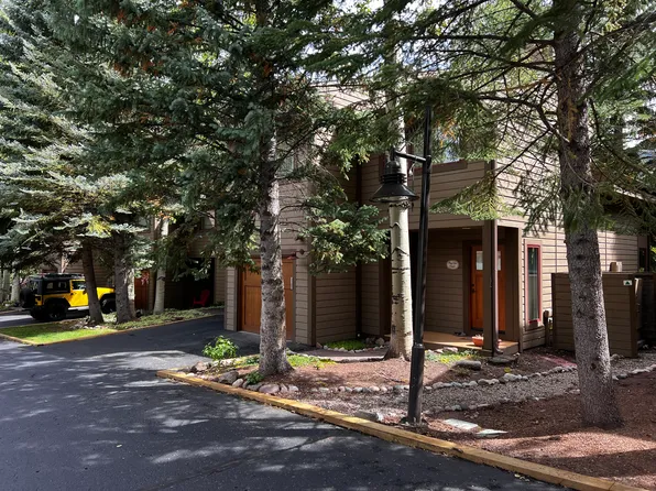 4552 Meadow Dr Unit 4, Vail, CO 81657