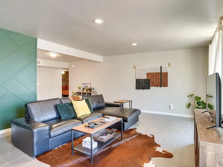 7621 E Waverly St — Photo 4