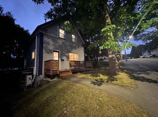 21 Jubilee Rd, Bridgewater, NS B4V2A3