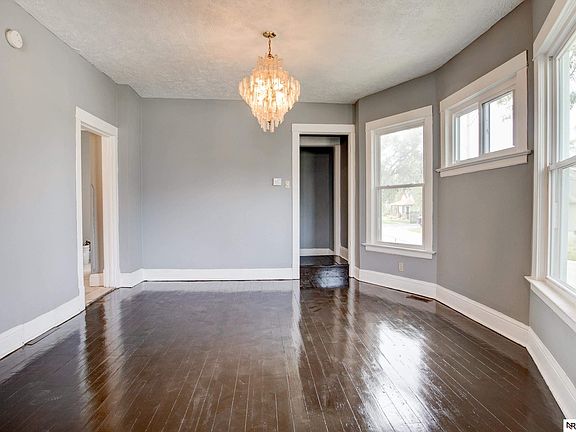 3rd image of 3331 Decatur St