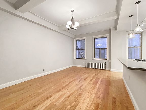 4th image of 467 Central Park W APT 1E