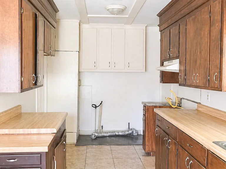 127 Lea Cir — Photo 6