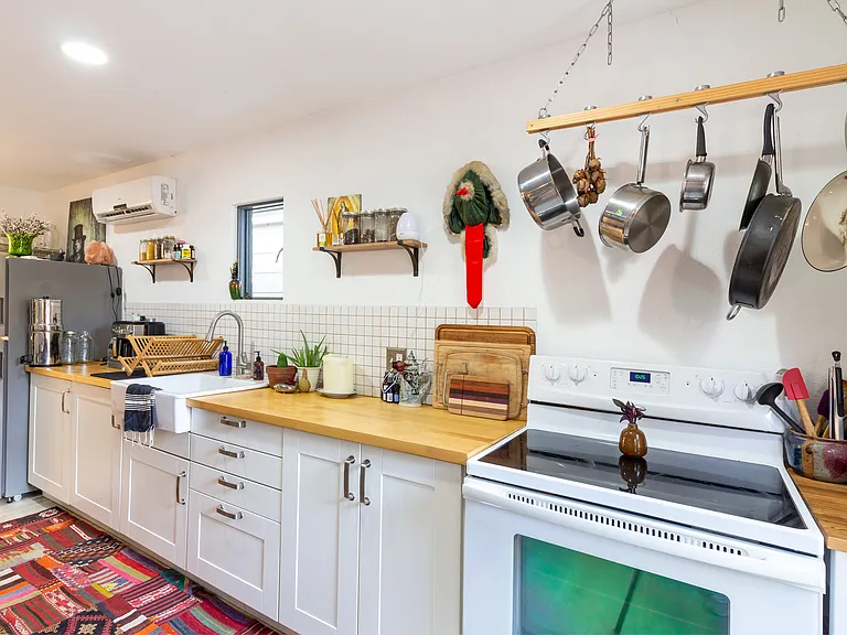 Electric stove