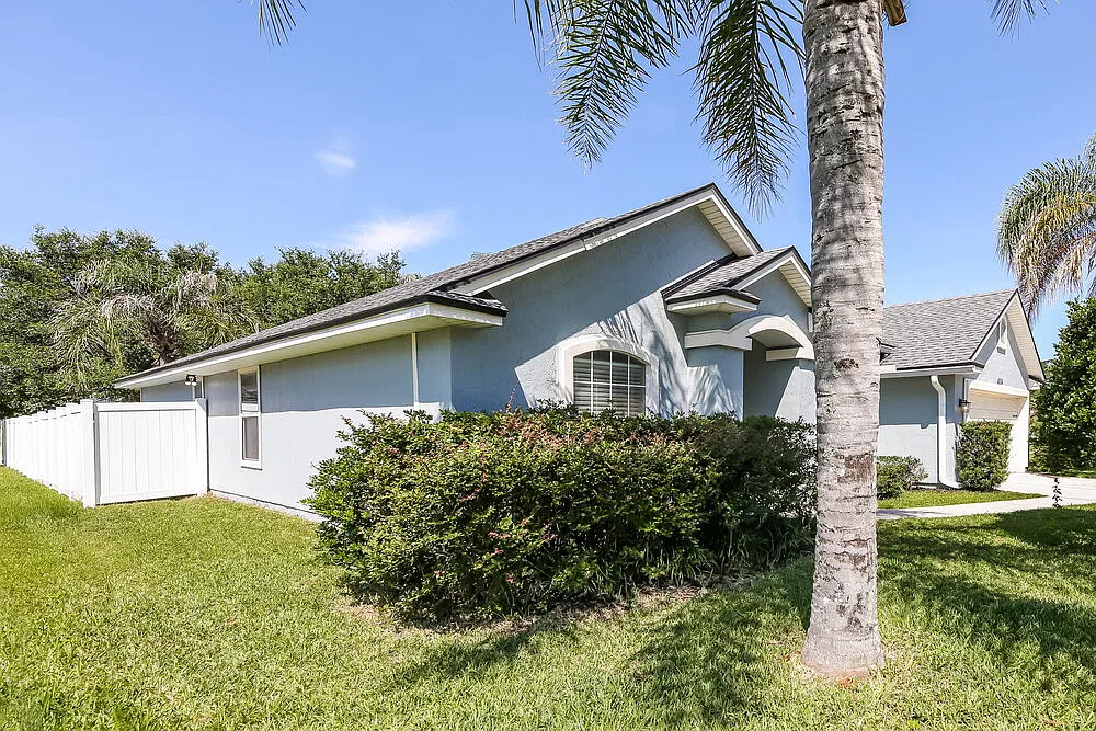 3 bed, 2.0 bath, 1634 sqft, $2,980 — Photo 3