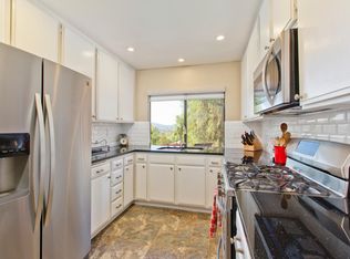 2037 Golden Circle Dr, Escondido, CA 92026