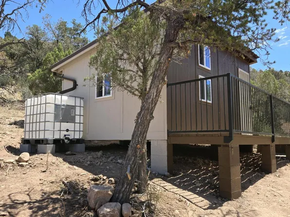 207A Arizona Rd, Ash Fork, AZ 86320