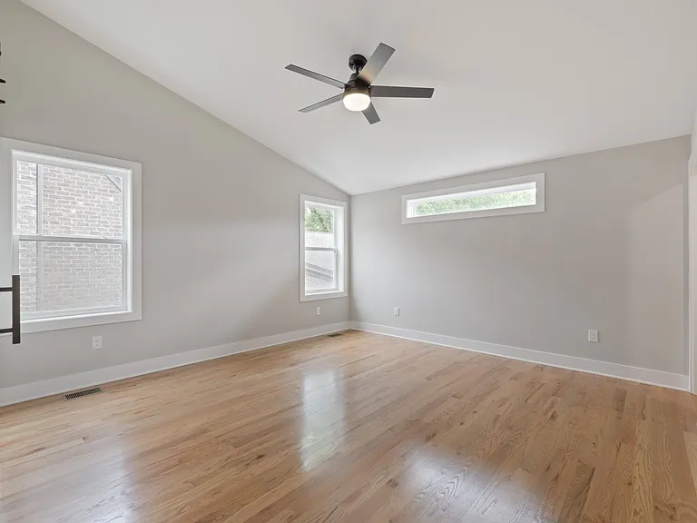 1810B Delta Ave — Photo 26