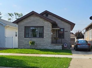 7337 W Barry Ave, Chicago, IL