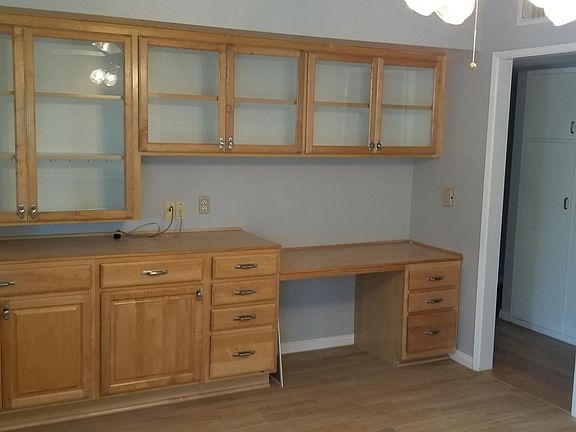 5th image of 11833 N 103rd Ave