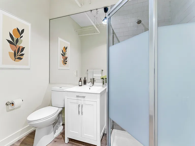 245 Logan Ave — Photo 10