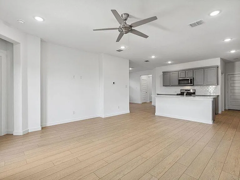 888 Sunflower Rd — Photo 8