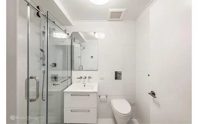 Rented by Douglas Elliman | media 37