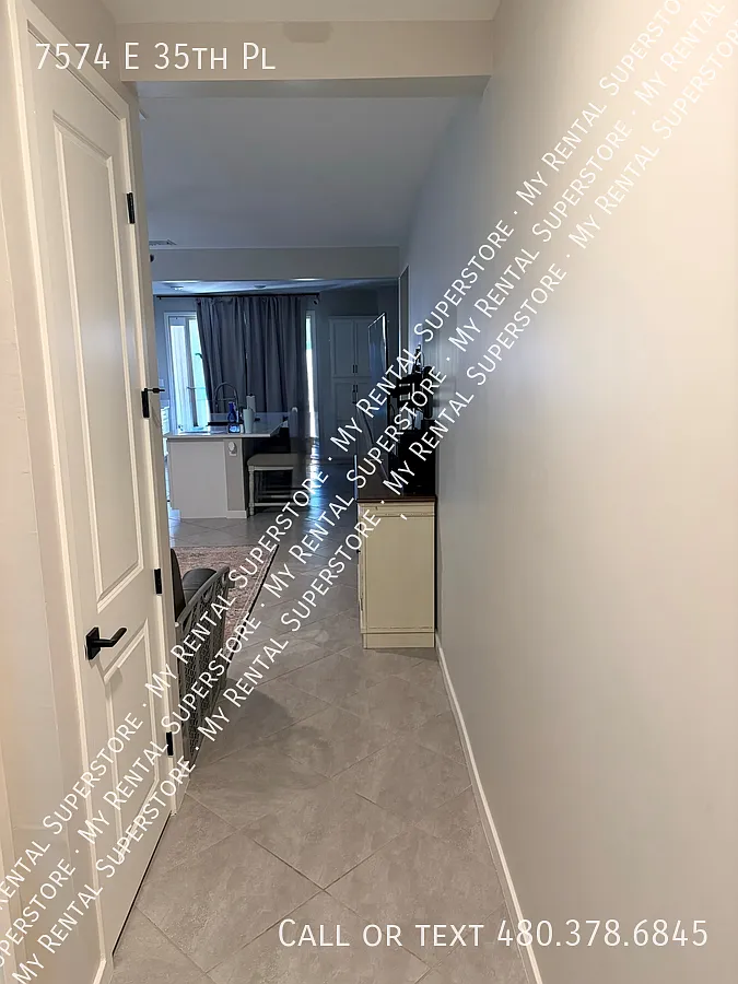 4 bed, 1589 sqft, $2,495 — Photo 3
