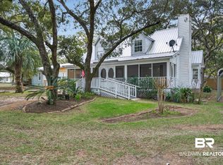2535 Hinson Ln, Gulf Shores, AL 36542