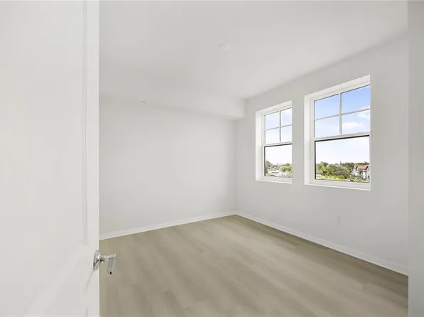 5563 MILLENIA PARK BLVD #412, ORLANDO, FL 32839