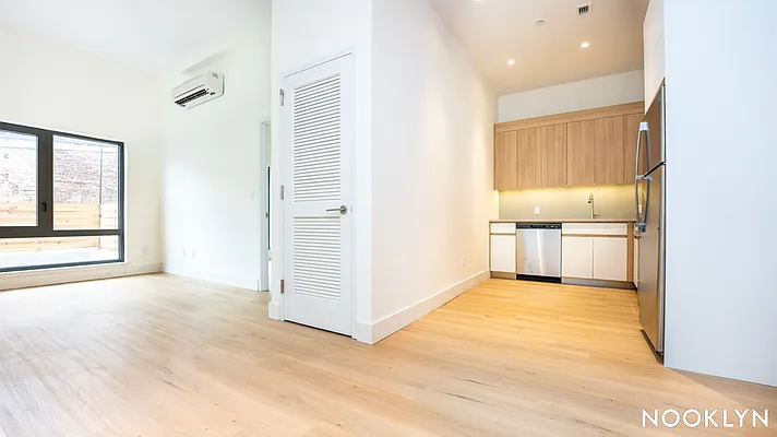 Rented by Nooklyn NYC LLC | media 36