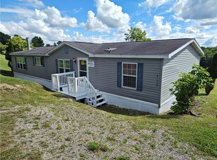 119 Sit Still Rd, Dilliner, PA 15327