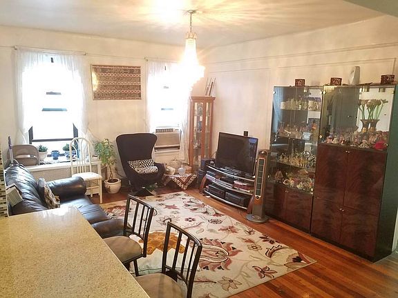 4th image of 9110 34th Ave APT 3G