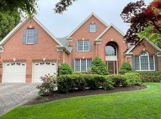 15073 Sycamore Hills Pl, Haymarket, VA 20169