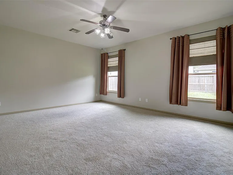 20311 Little Wing Dr — Photo 11
