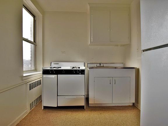 5th image of 8665 Bay Pkwy APT F5