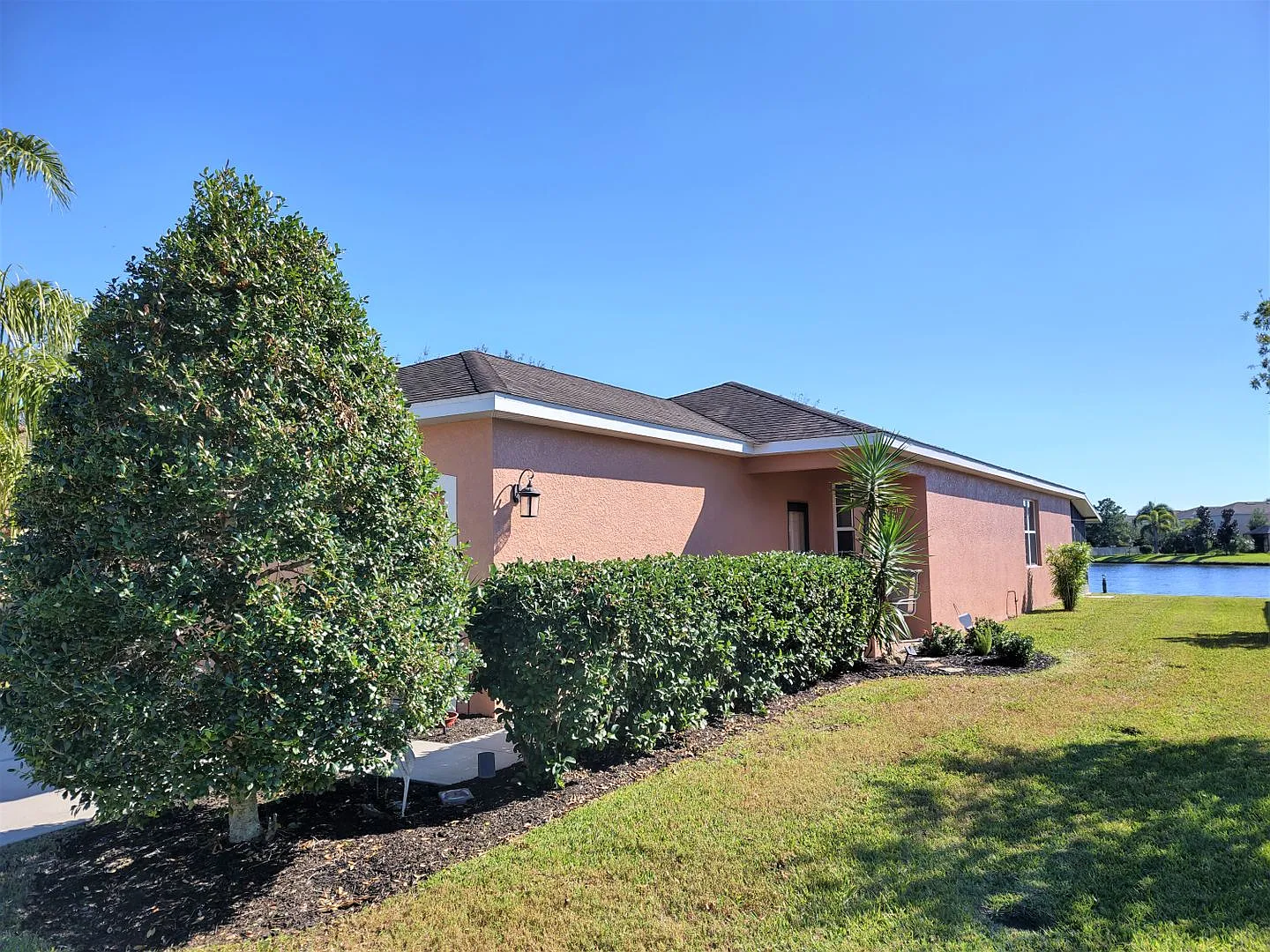Annual Furnished or Unfurnished Home in Stoneybrook of Venice and Amenities! — Photo 2