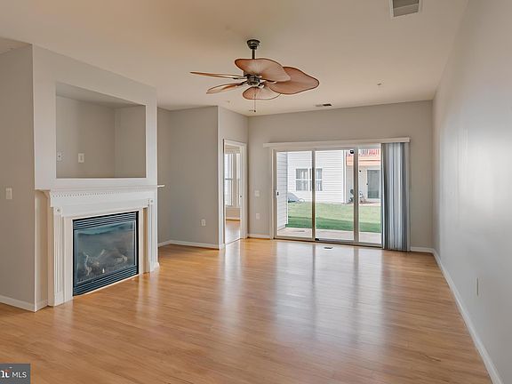 3rd image of 65 Aspen Hill Dr #553