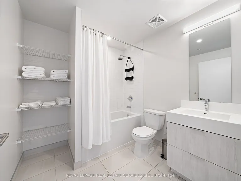 130 River St #1411 — Photo 19