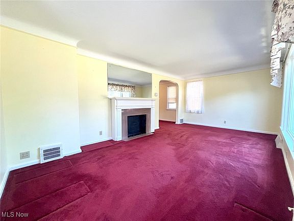 4th image of 4980 Edsal Dr