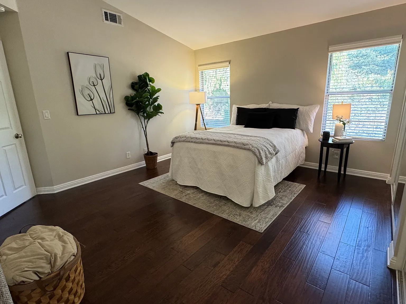 Florabunda Rd, Canyon Country — Photo 3
