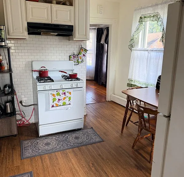 703 Garden St #2 — Photo 3